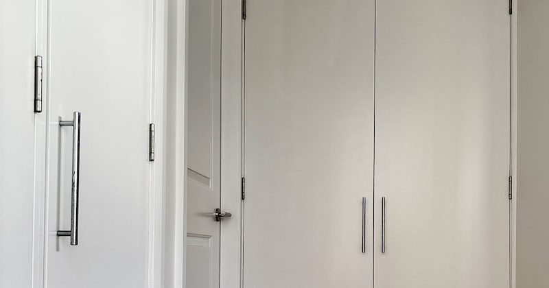 How to paint a hallway
